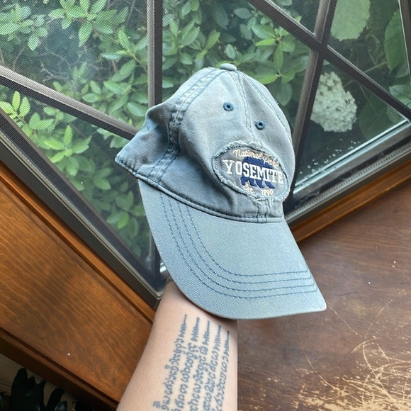 Gray Yosemite National Parks Cap - Picture 11 of 12